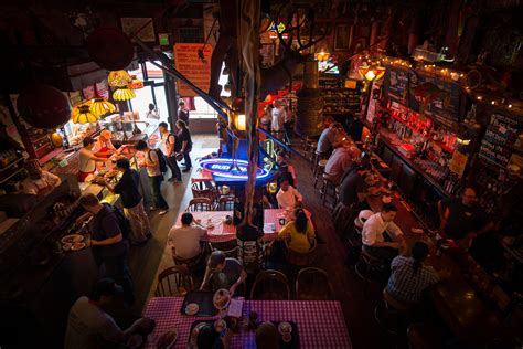 Tommys joynt - Mar 12, 2021 · The old-school cafeteria-style meatery Tommy’s Joynt has a special place in San Francisco’s heart and belly, particularly after rumors of its closure last September made it seem like the 73 ... 